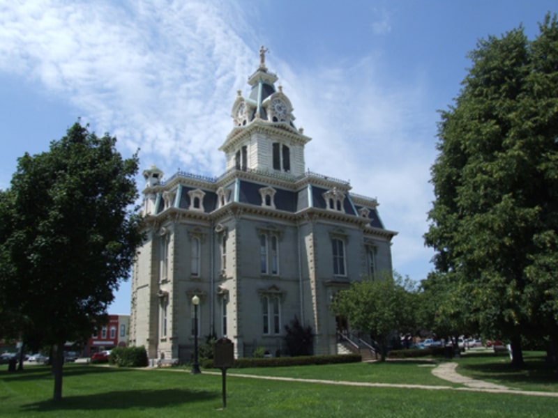 08) Davis County Courthouse